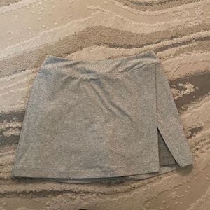 Gray and cream outdoor voices tennis skirt